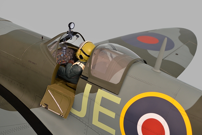 PH171 Spitfire 2410mm ARF PHOENIX MODEL
