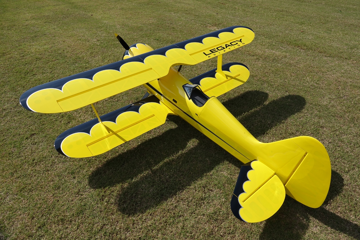 85" Muscle Bipe - Žlutá/Černá 2,16m Legacy Aviation